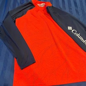Red Columbia boys shirt 10/12